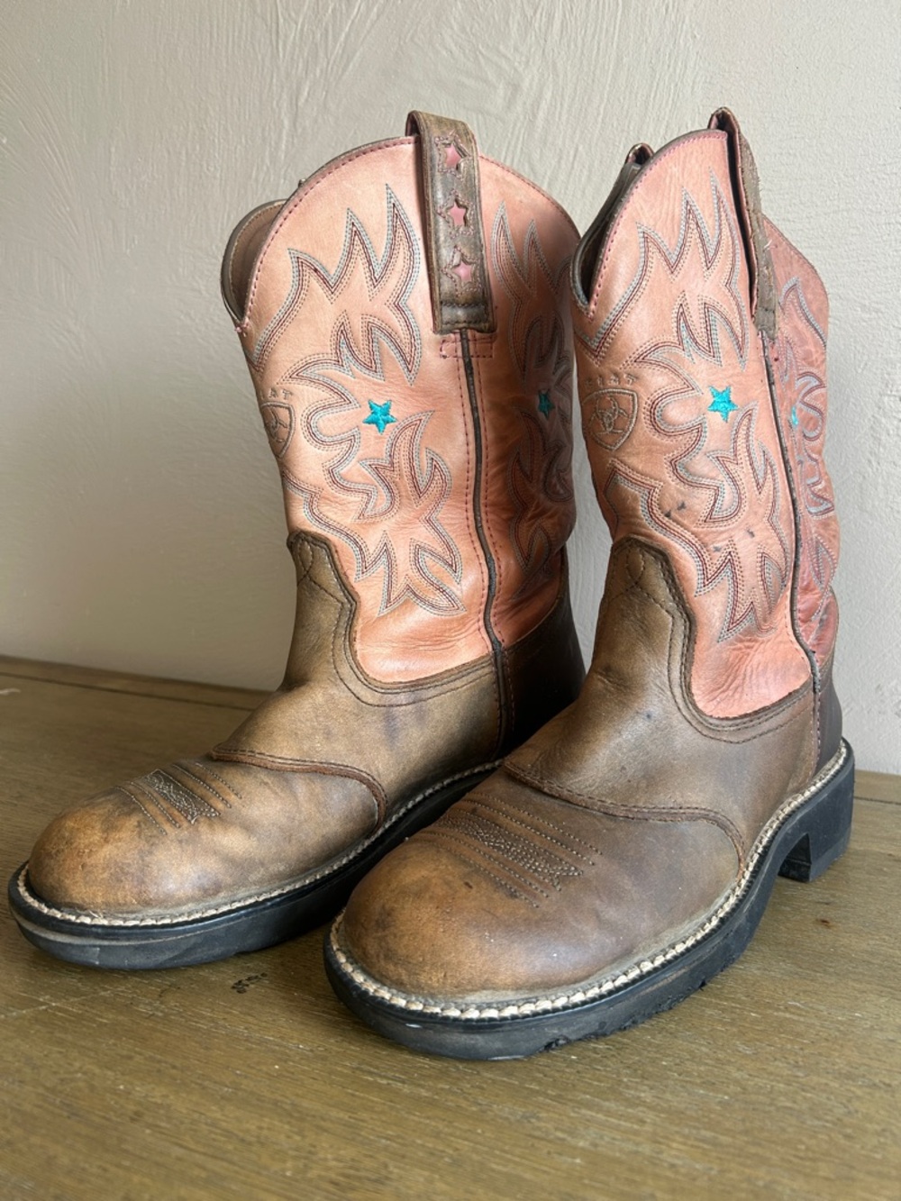 Ariat Brown Leather Western Cowgirl Boots with Pink Shaft